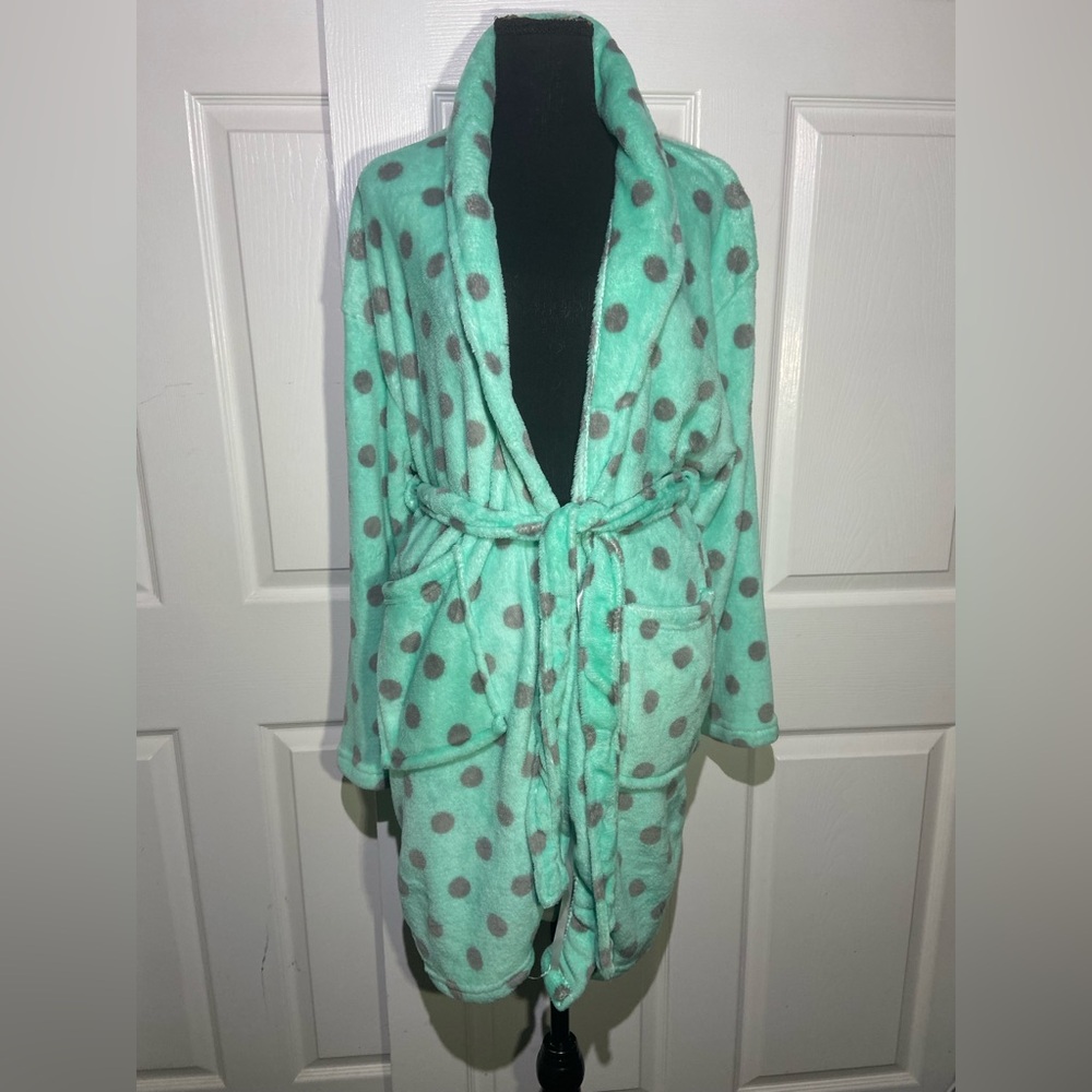 Cozy Hotel Spa 3/4 length Womens or juniors bathrobe new with tags